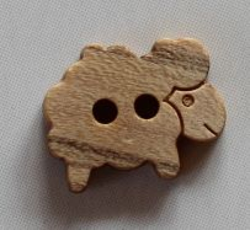 Kinderholzknopf mit Schafmotiv in 16 mm Größe aus Holz für Kinderkleidung, Babyausstattung, Strickwaren und kreative Bastelarbeiten.